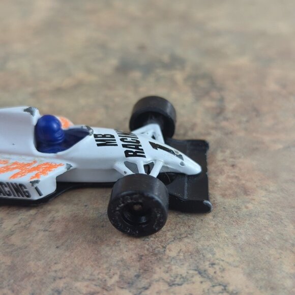 Matchbox‎ 1993 Formula 1 Race Car, #1 MB Racing , 1/53, - Picture 5 of 9